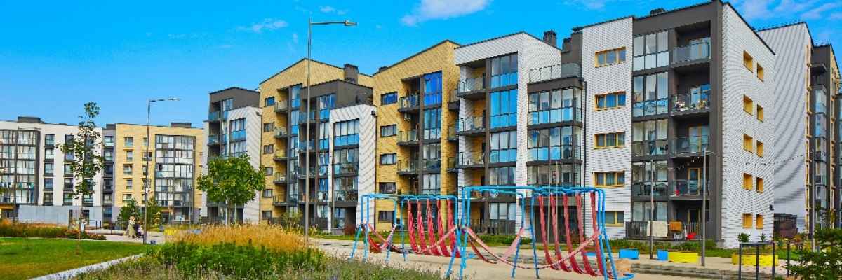 Prestige Fernleaf Banner